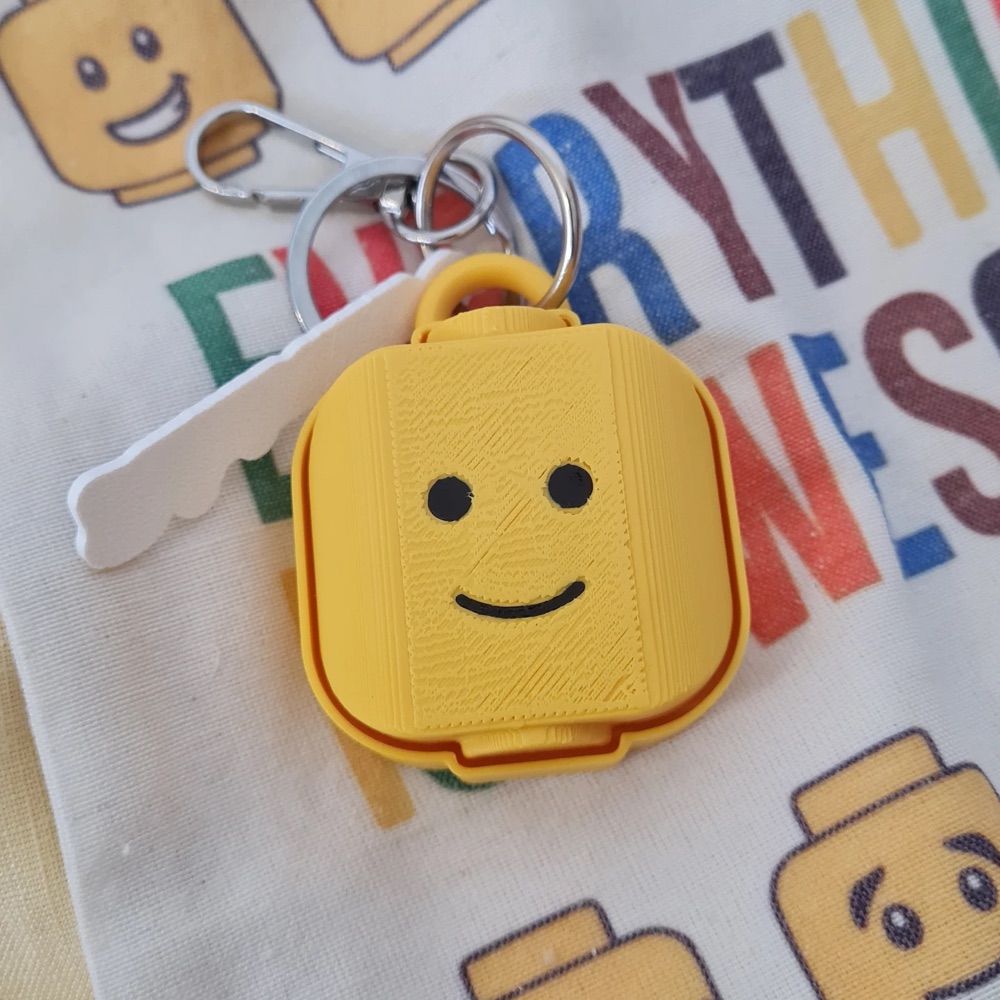 Gantungan kunci fidget clicker kepala balok warna kuning